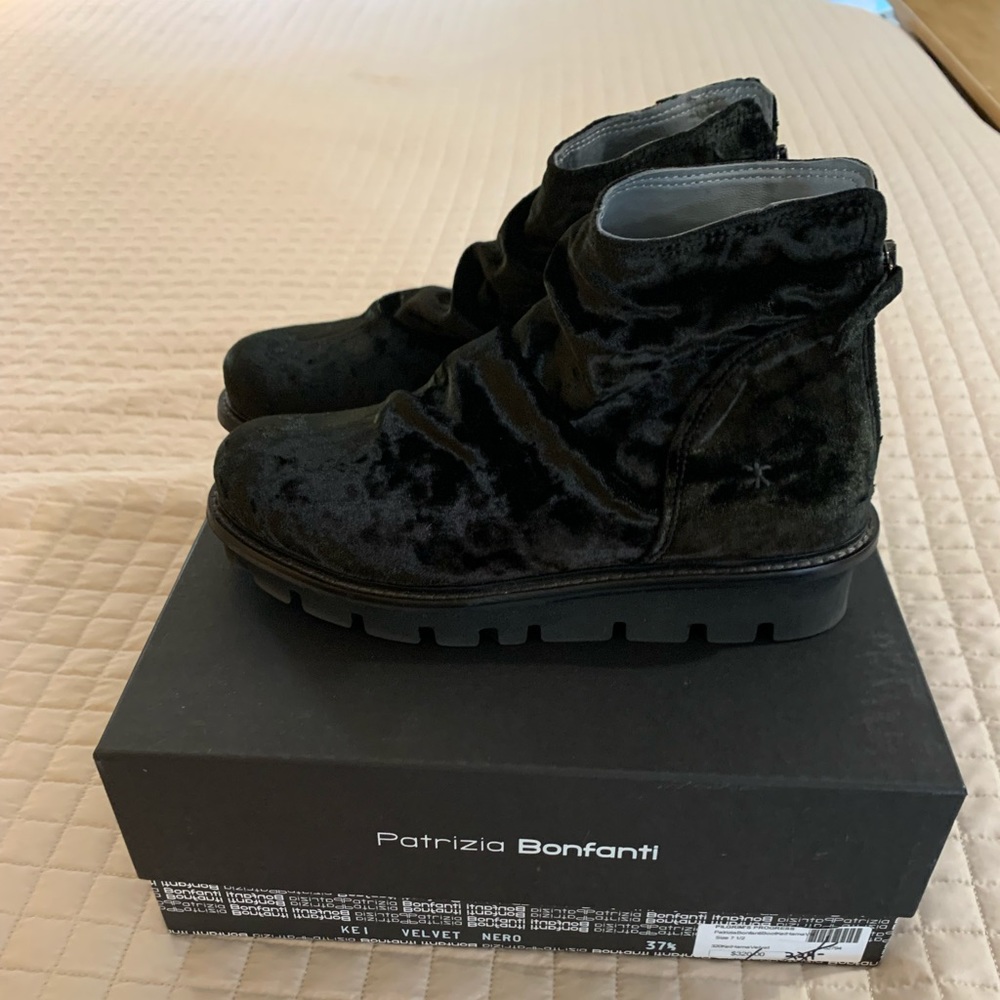 Patrizia Bonfanti Black Velvet Boots